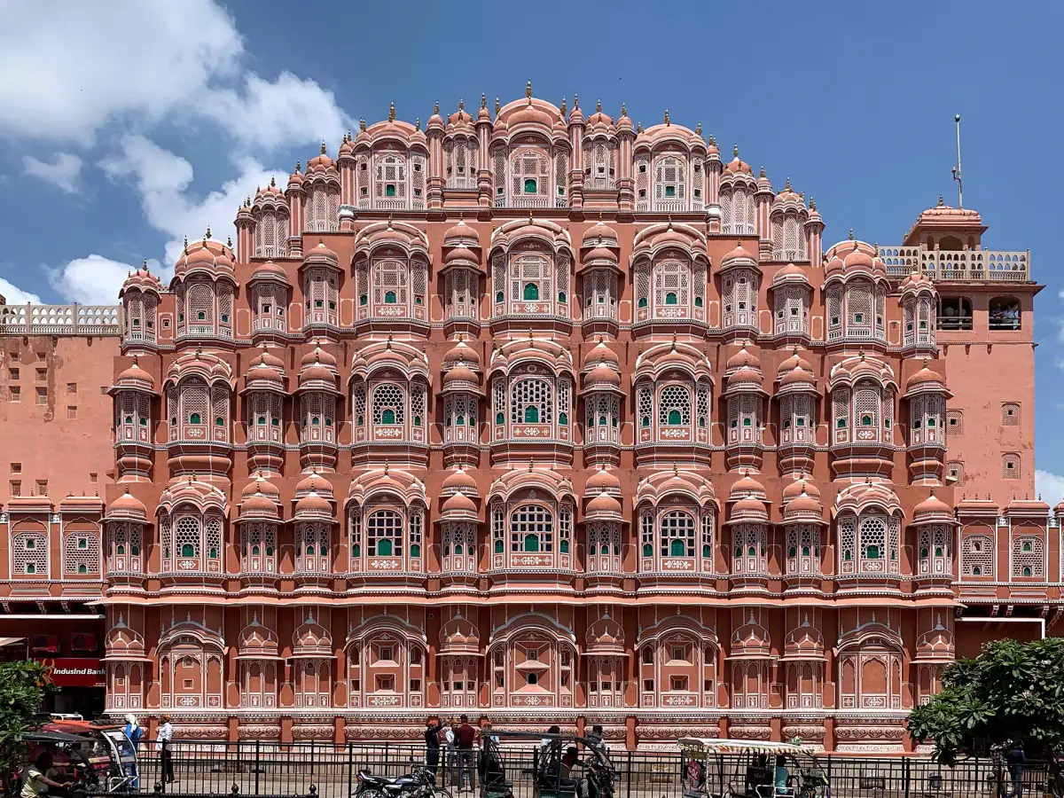 La façade est du Hawa Mahal