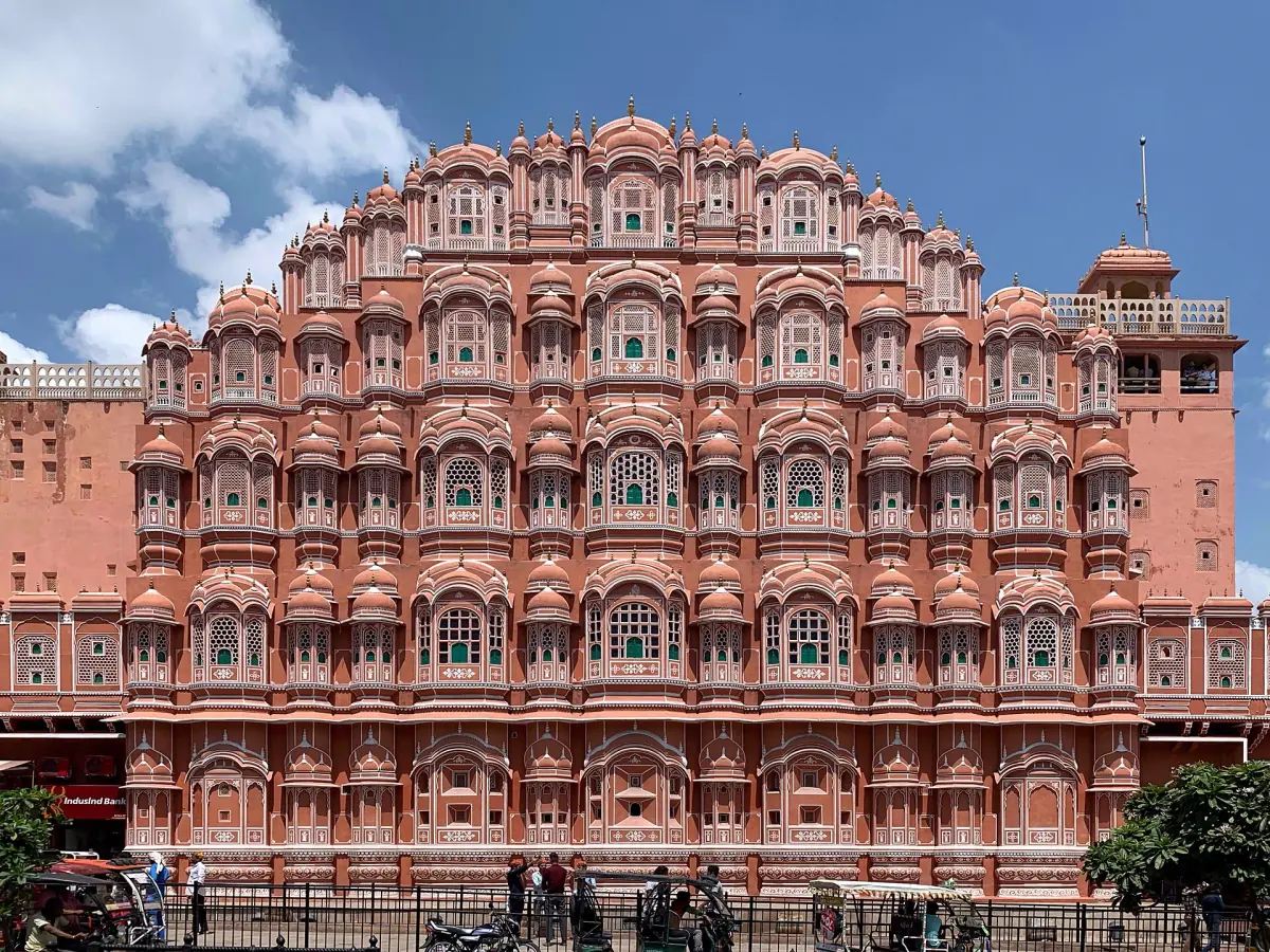 The east facade of the Hawa Mahal